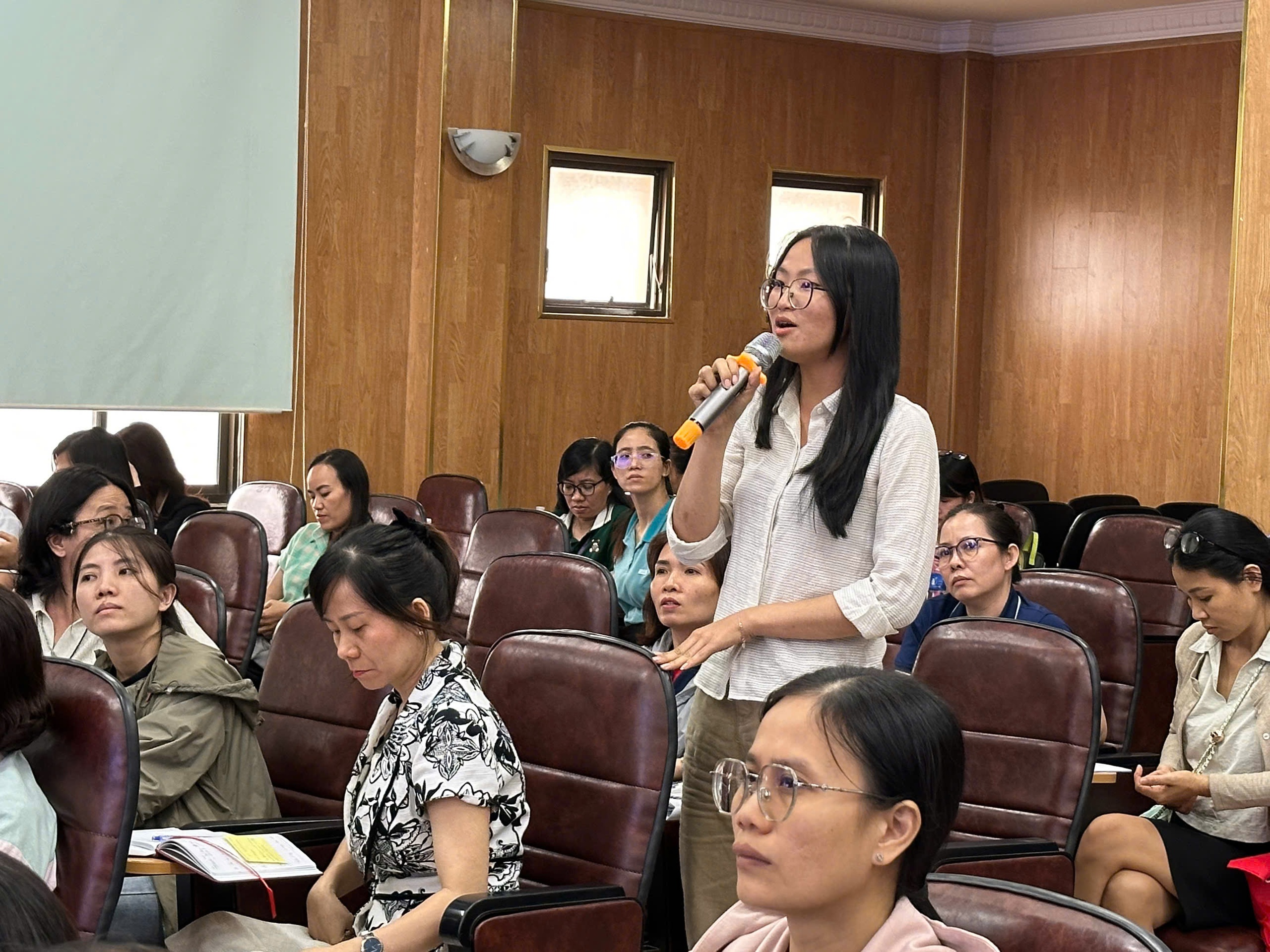 Doanh nghiệp phải trả khoản tiền đ&oacute;ng BHXH cho người lao động đang hưởng lương hưu - Ảnh 2.