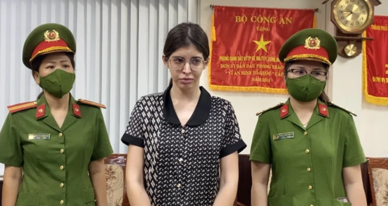 Diễn vi&ecirc;n Trương Ngọc &Aacute;nh v&agrave; vụ bắt giữ người nổi tiếng g&acirc;y chấn động x&atilde; hội - Ảnh 8.