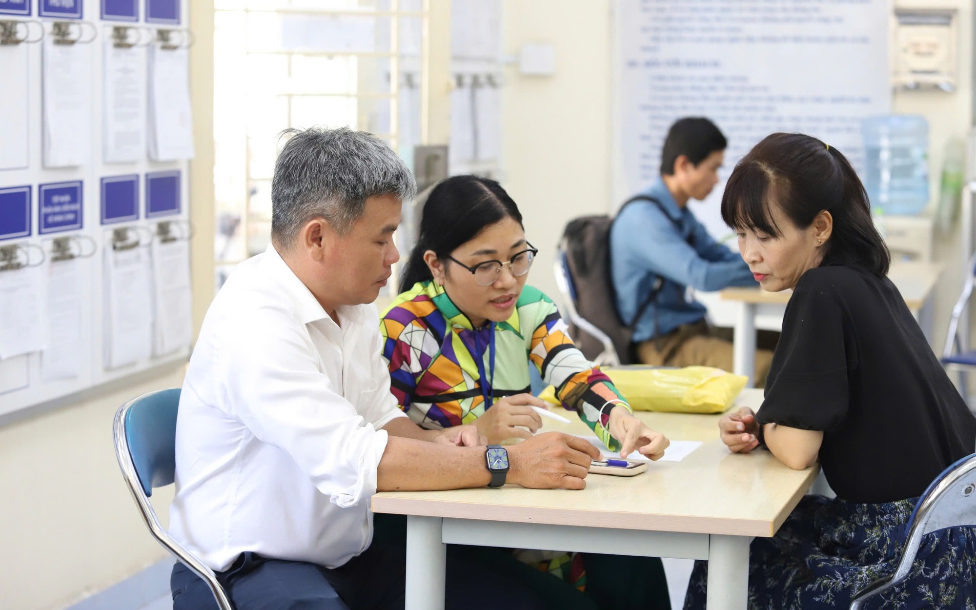 Còn bao nhiêu người trong số 146.847 người nghỉ việc theo Nghị định 178 chưa nhận tiền chế độ?