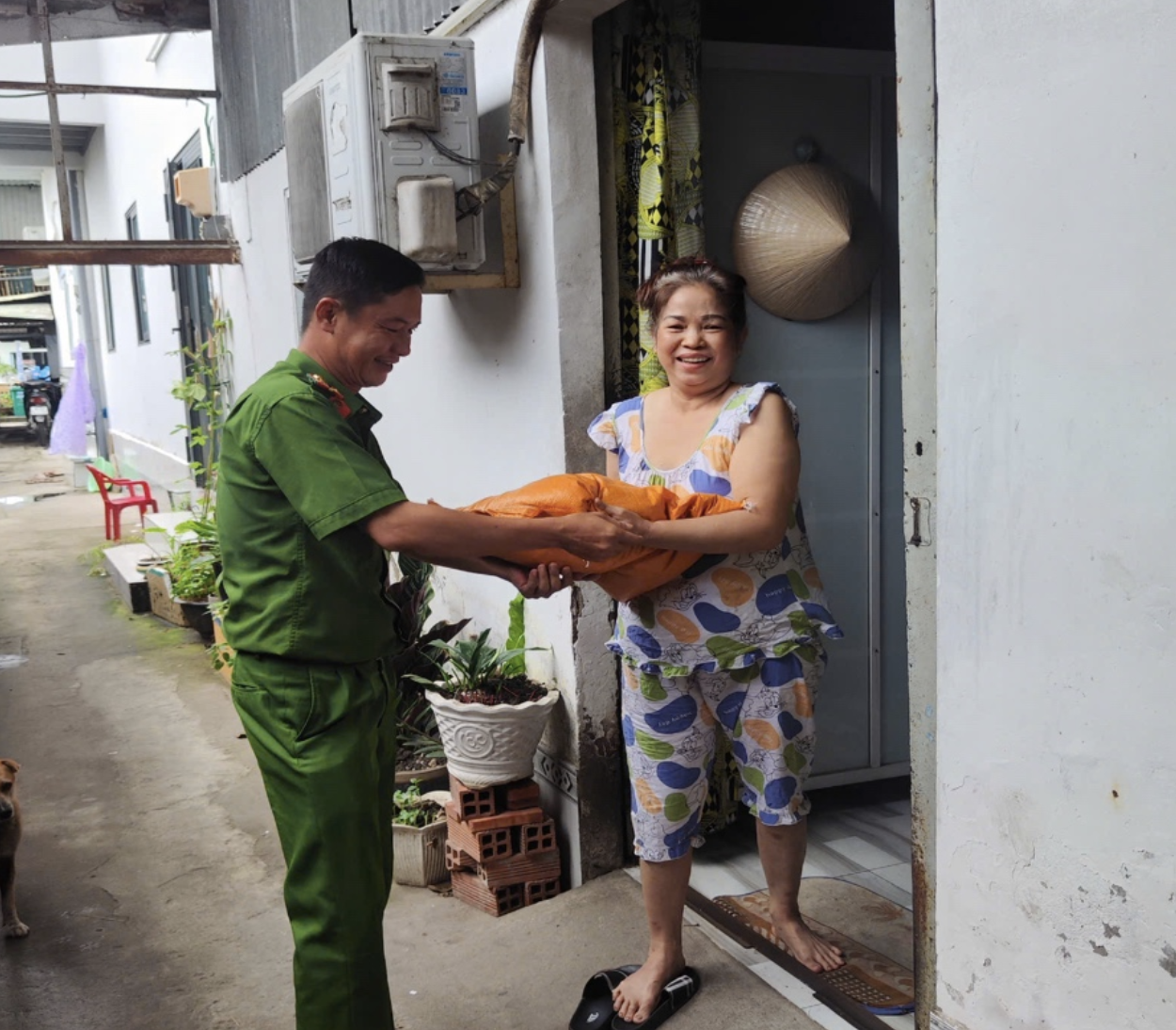Những lá thư cảm ơn lực lượng Công an TP Cần Thơ đầy ý nghĩa và Xúc động - Ảnh 5.