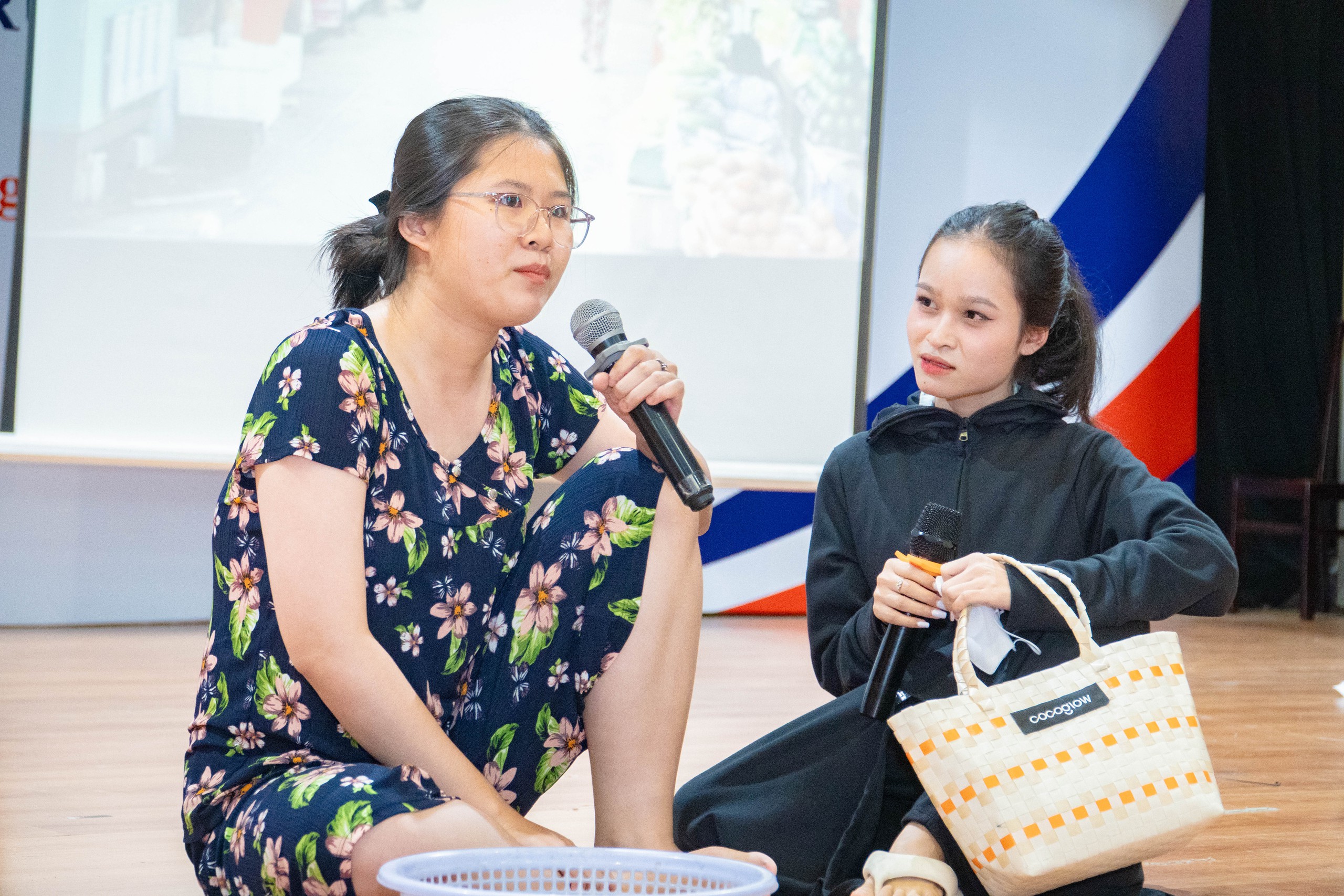 "biến h&igrave;nh" th&agrave;nh cảnh s&aacute;t, người b&aacute;n h&agrave;ng để t&igrave;m hiểu về ph&aacute;p luật - Ảnh 5.