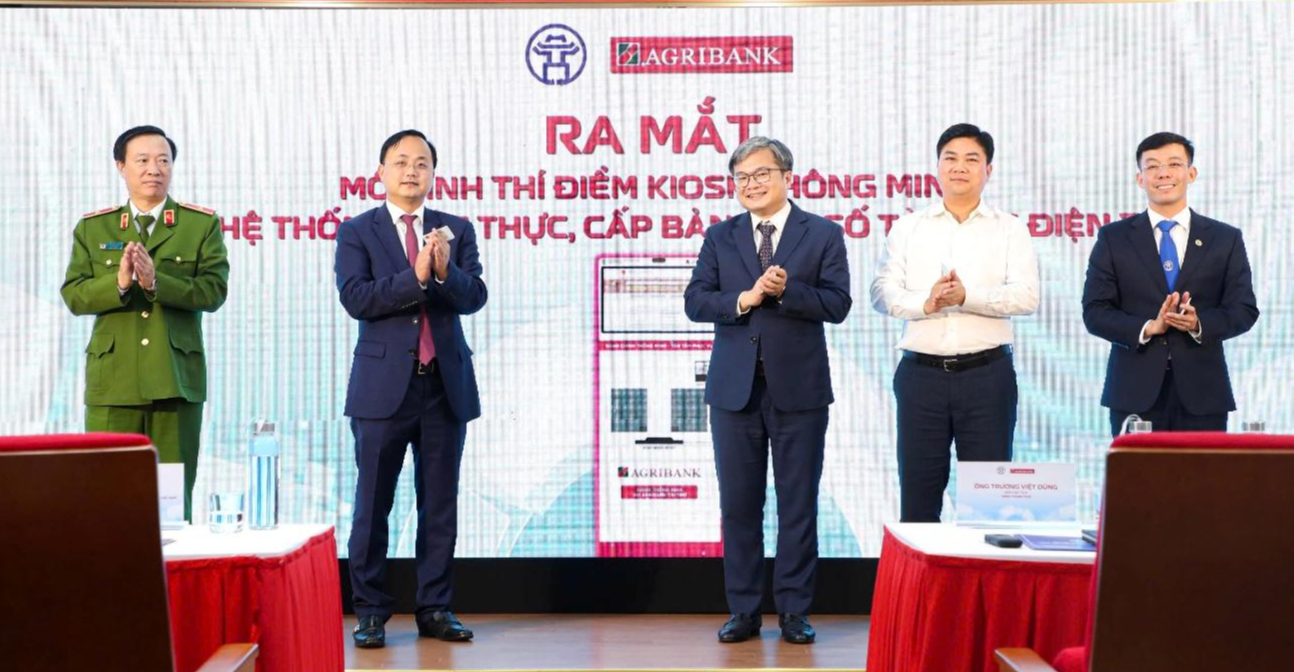Agribank t&agrave;i trợ Kiosk th&ocirc;ng minh - bước tiến mới trong cải c&aacute;ch h&agrave;nh ch&iacute;nh - Ảnh 4.