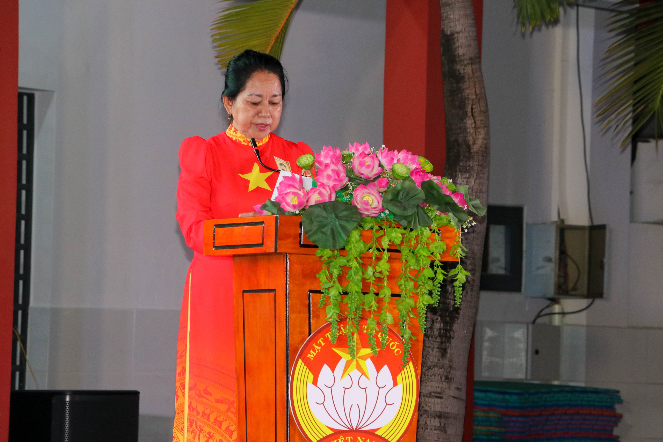 Ph&oacute; Chủ tịch UBND TP HCM dự Ng&agrave;y hội Đại đo&agrave;n kết phường B&igrave;nh T&acirc;y - Ảnh 5.