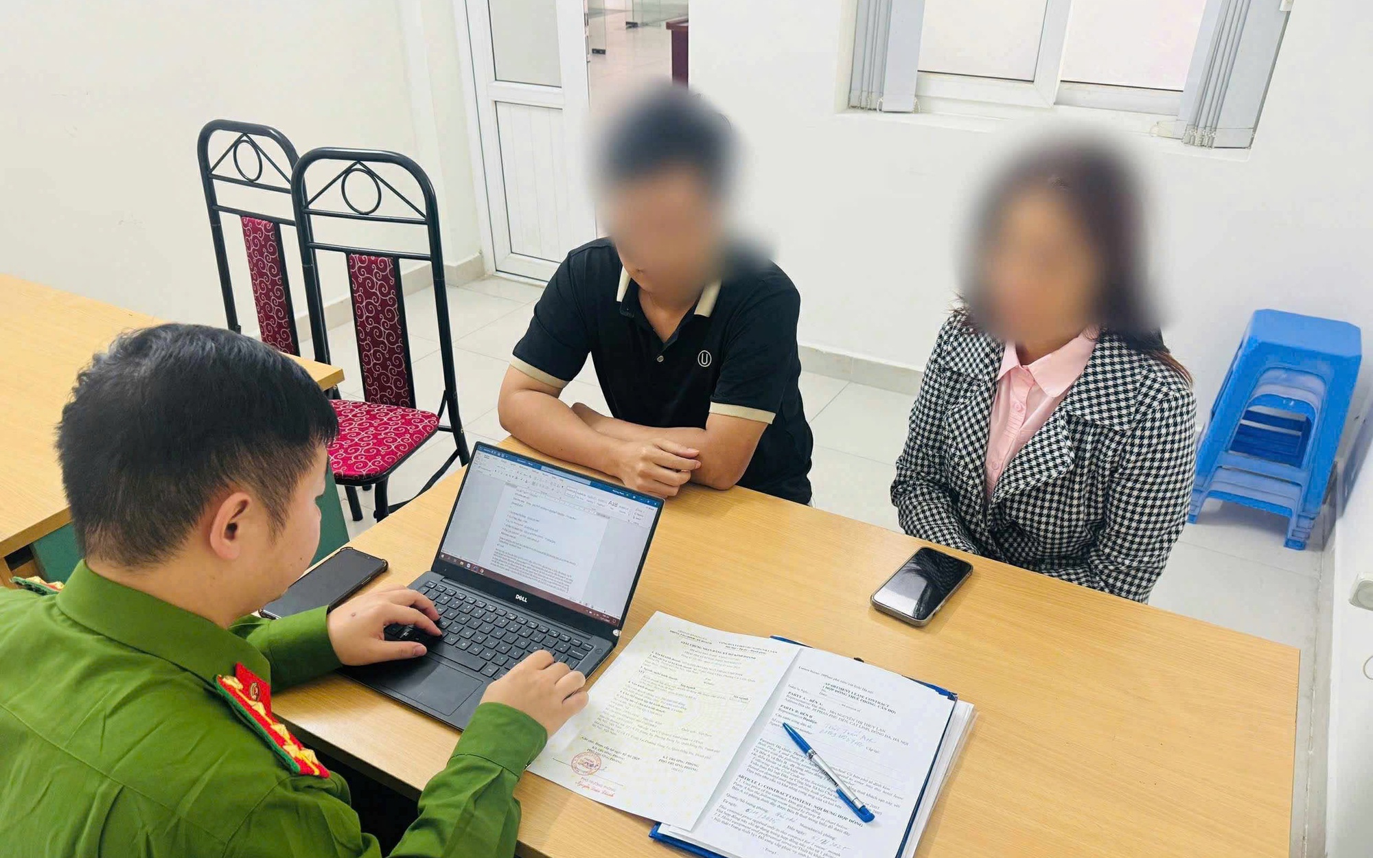 Cô gái trẻ tố khách sạn "bùng" phòng: Chế tài xử lý khách sạn thế nào?