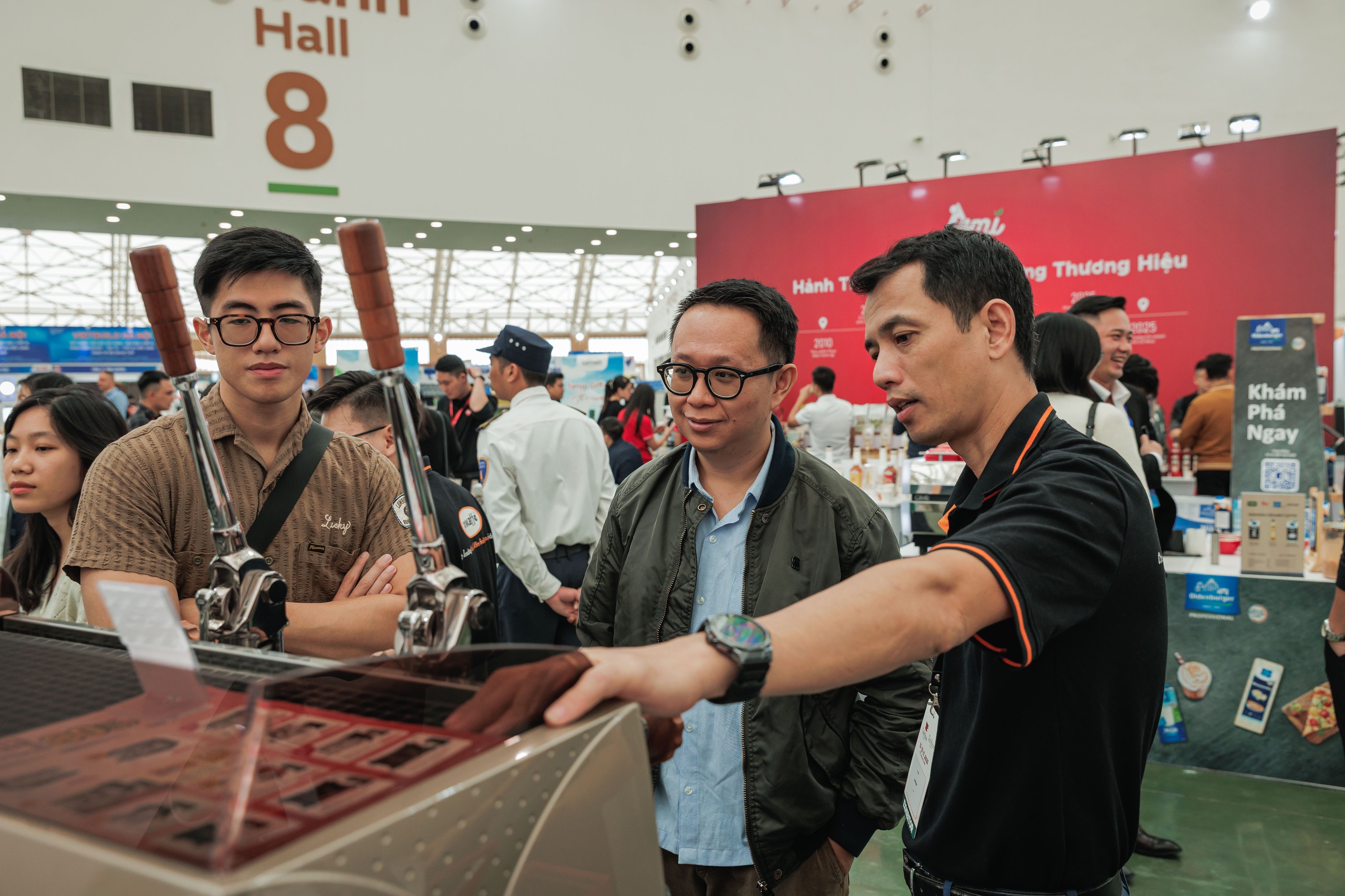 Khai mạc Tuần lễ C&ocirc;ng nghiệp v&agrave; C&ocirc;ng nghệ Việt Nam 2025 tại Trung t&acirc;m Triển l&atilde;m Việt Nam - Ảnh 8.