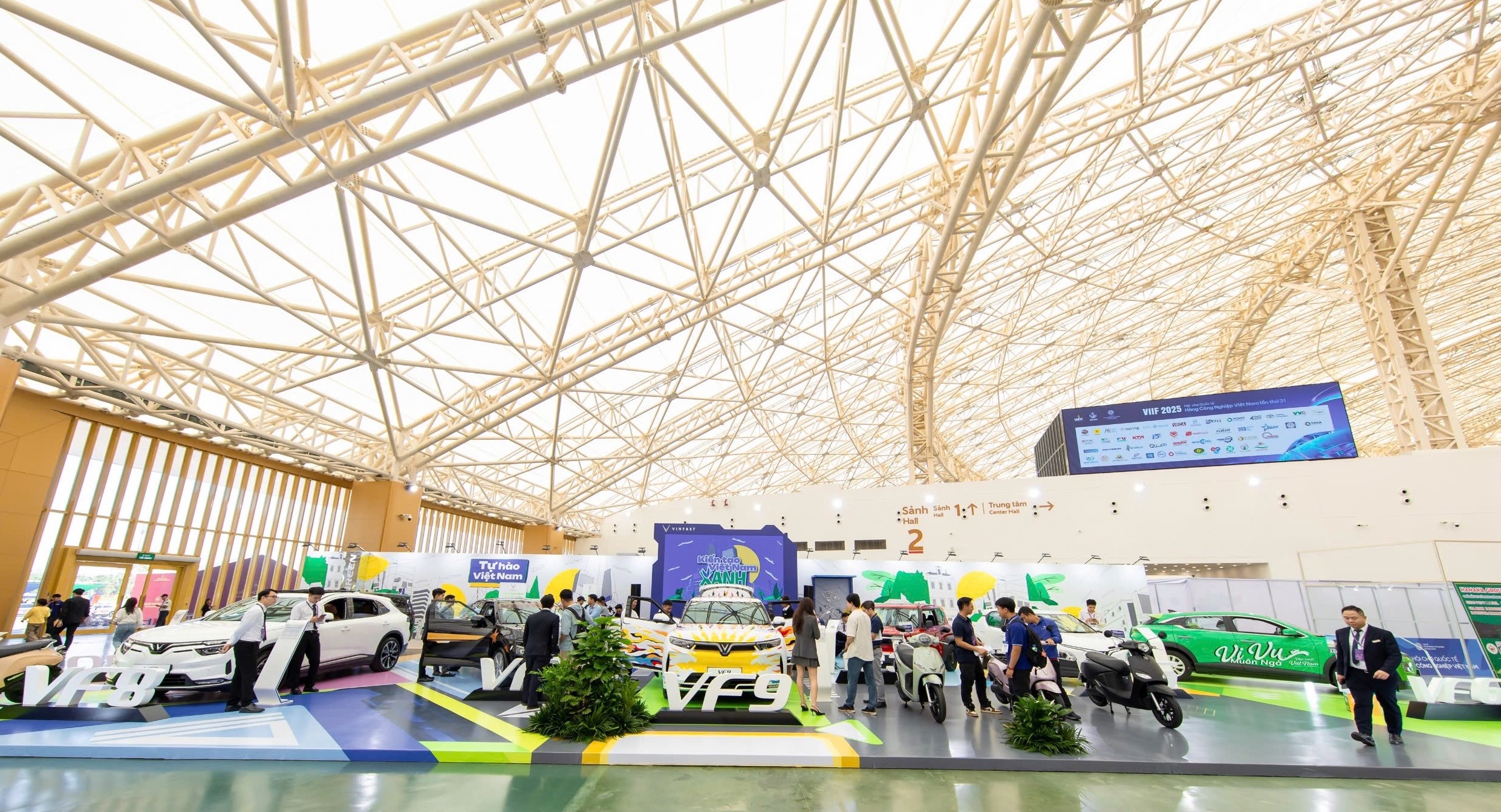 Khai mạc Tuần lễ C&ocirc;ng nghiệp v&agrave; C&ocirc;ng nghệ Việt Nam 2025 tại Trung t&acirc;m Triển l&atilde;m Việt Nam - Ảnh 4.