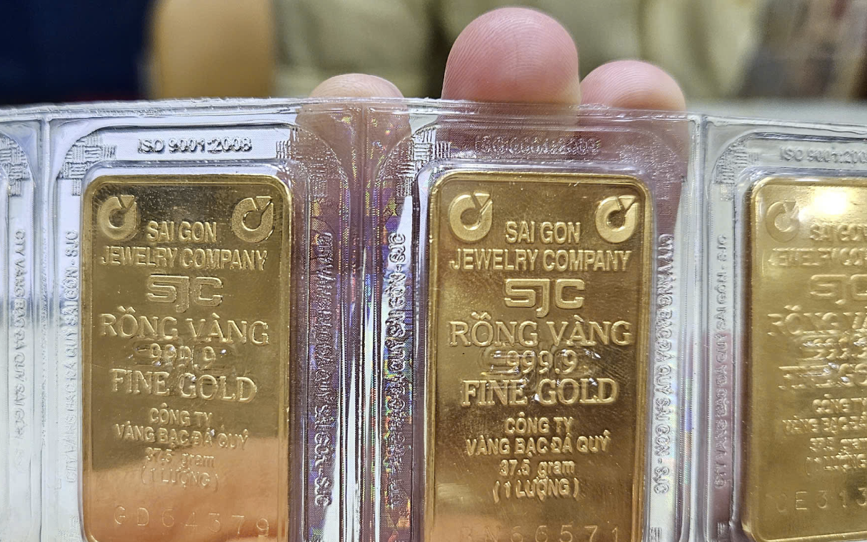 Giá vàng miếng SJC giảm mạnh , xu hướng mới Trên thị trường vàng - Ảnh 1.