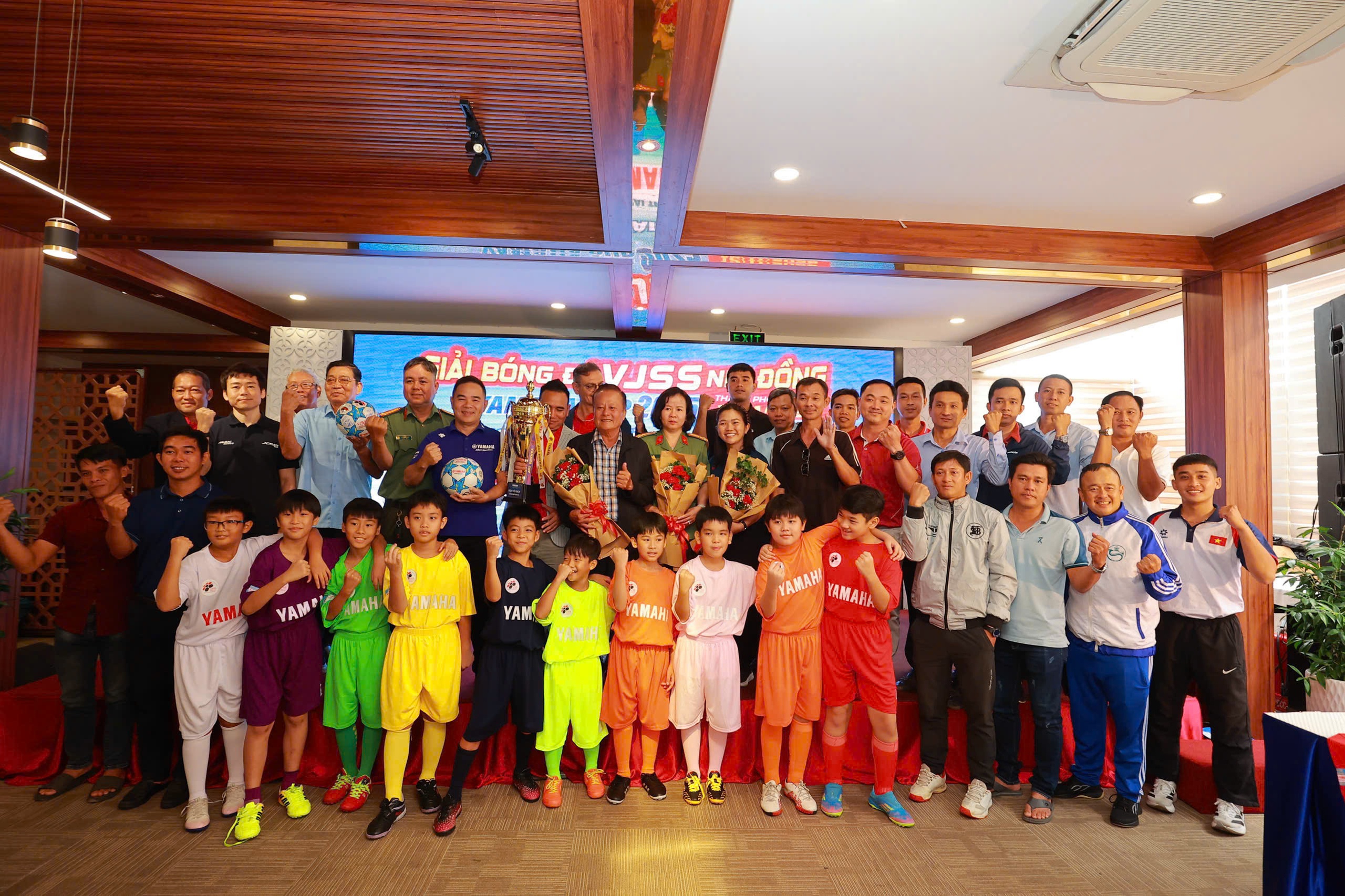 Một giải b&oacute;ng đ&aacute; quy m&ocirc; lớn d&agrave;nh cho học sinh tiểu học được tổ chức tại Cần Thơ - Ảnh 5.