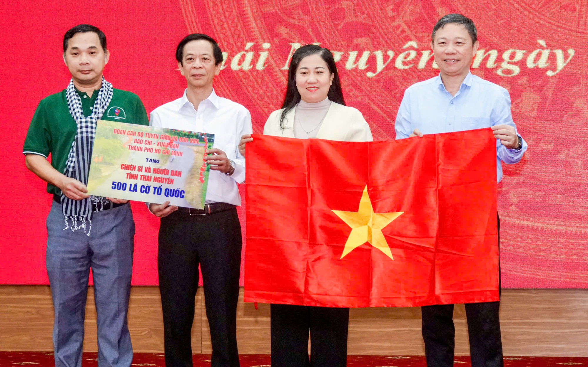 Đoàn cán bộ tuyên giáo và dân vận, báo chí- xuất bản TPHCM làm việc với tỉnh Thái Nguyên