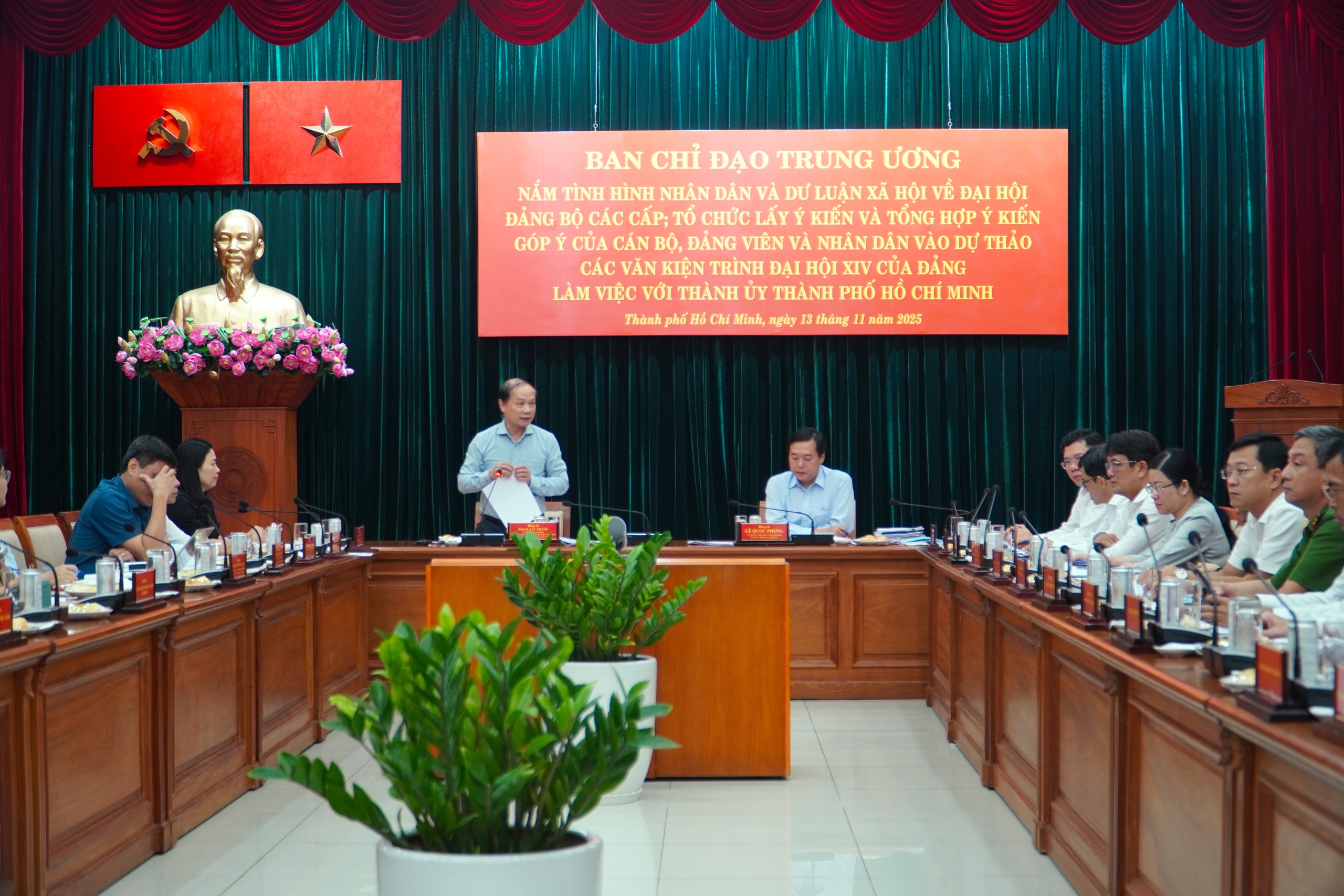 TP HCM: Người dân phấn khởi, tin tưởng vào chính quyền địa phương 2 cấp - Ảnh 1.