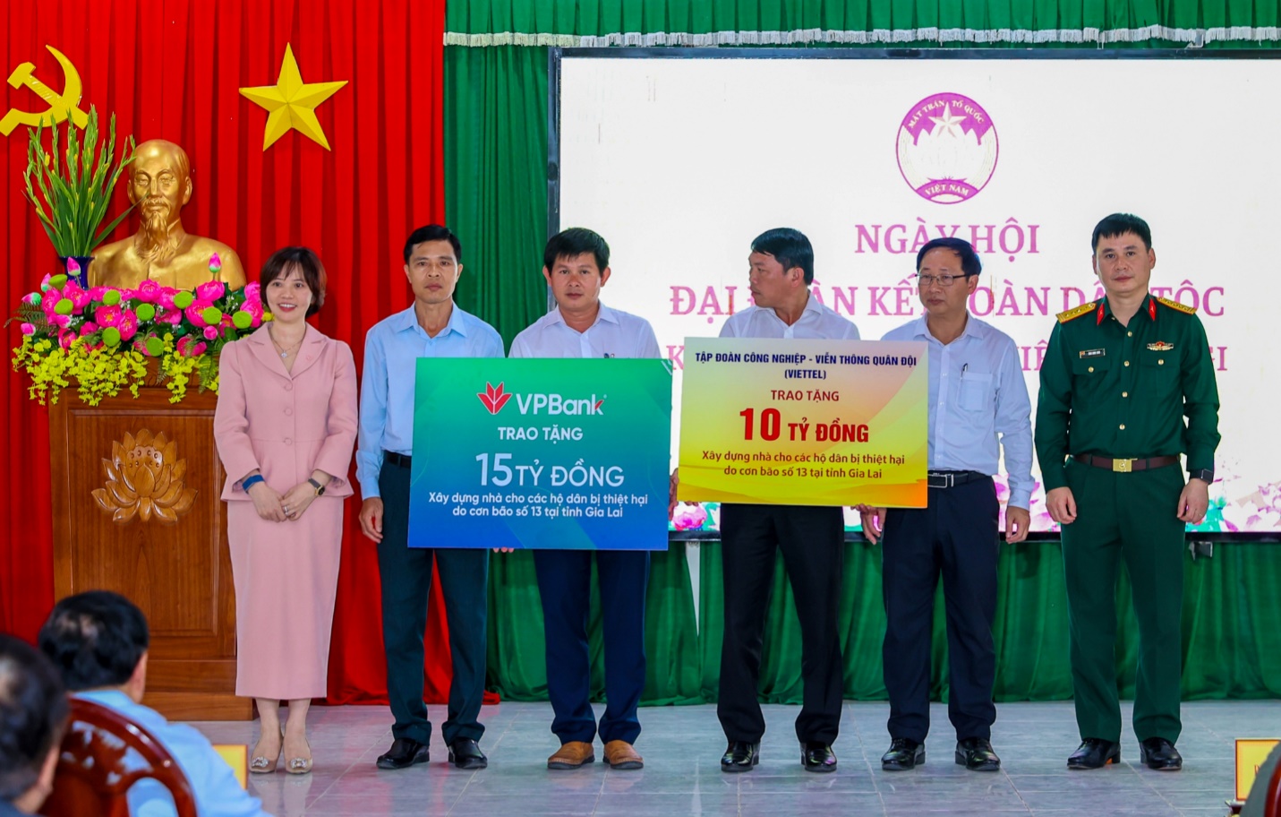 VPBank ủng hộ tỉnh Gia Lai 15 tỷ đồng khắc phục thiệt hại sau cơn b&atilde;o số 13 - Ảnh 2.