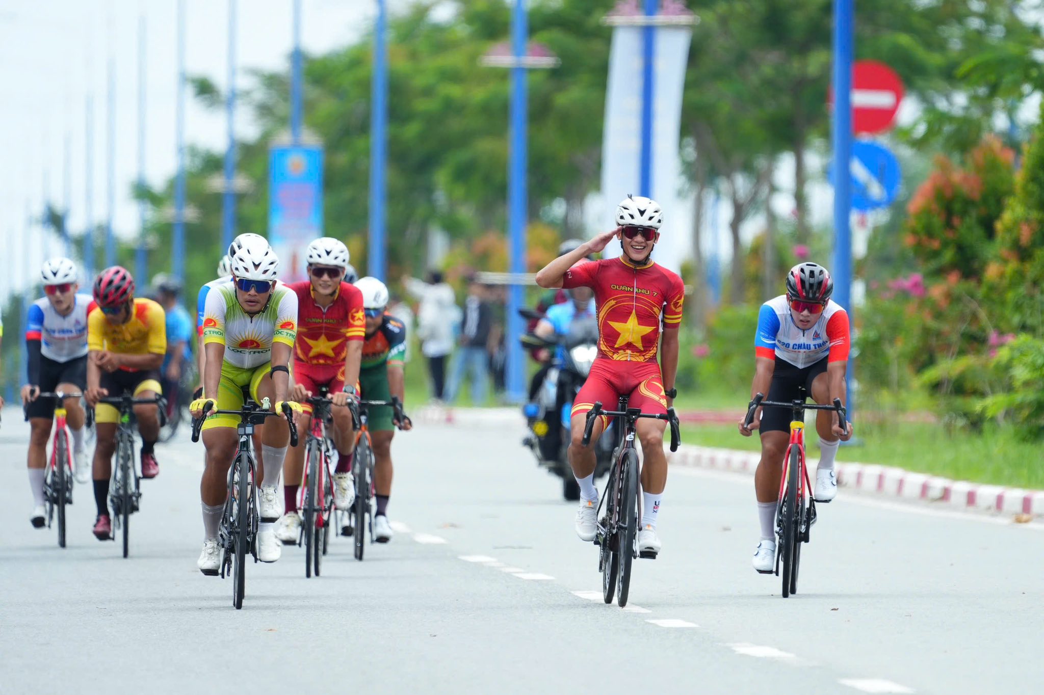 Phạm Lê Xuân Lộc được mời gia nhập đội UCI Continental: Tín hiệu cực vui cho xe đạp Việt Nam - Ảnh 4.