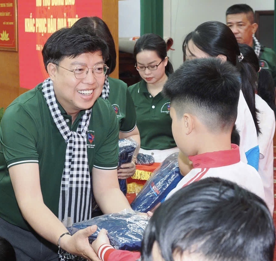 Đoàn cán bộ tuyên giáo và dân vận, báo chí- xuất bản TPHCM làm việc với tỉnh Thái Nguyên - Ảnh 9.
