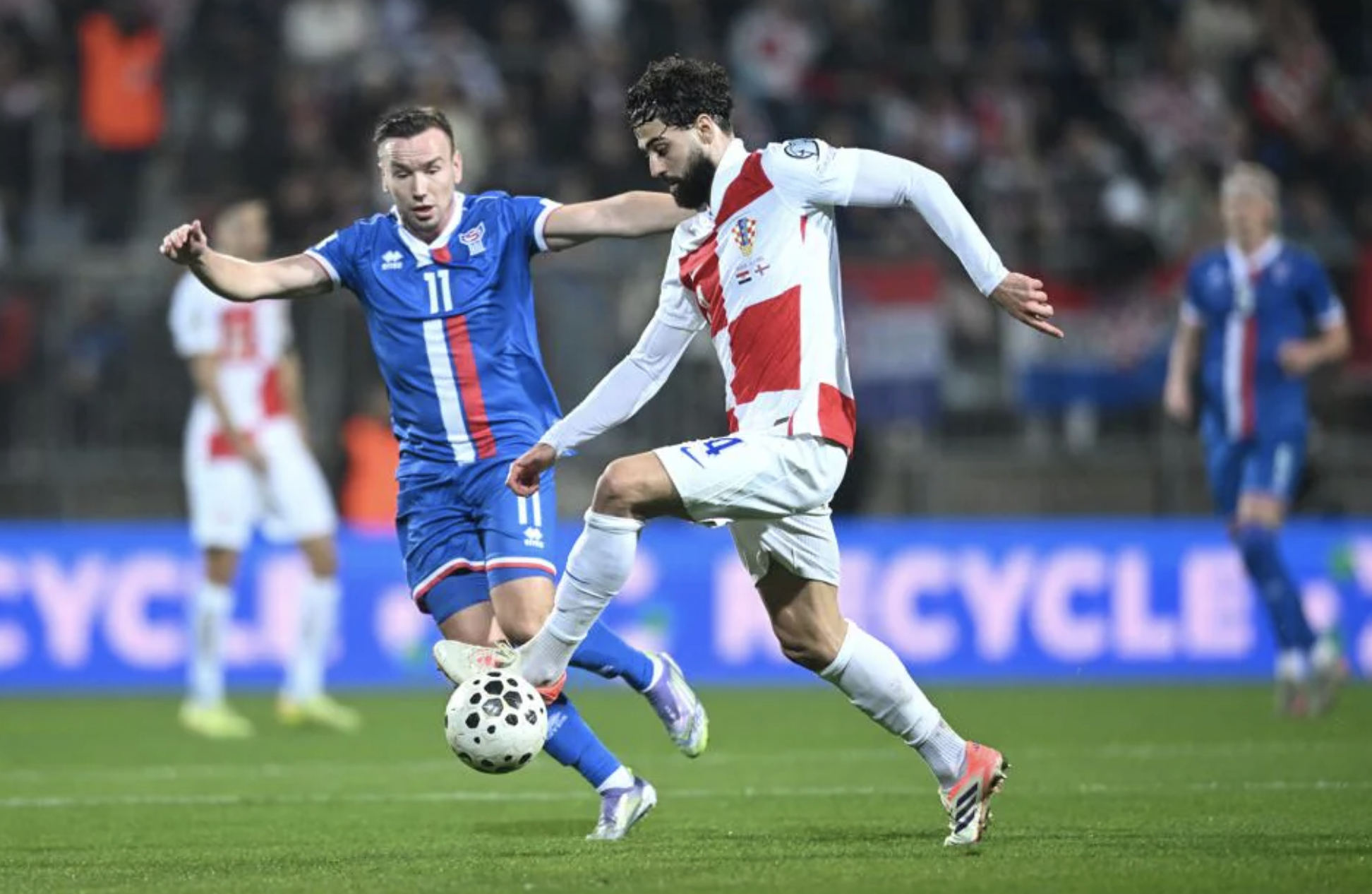 "Lão tướng" Modric đưa Croatia đến World Cup - Ảnh 1.