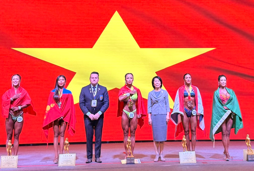 Lực sĩ Phạm Văn M&aacute;ch lần thứ 7 v&ocirc; địch thể h&igrave;nh thế giới - Ảnh 5.