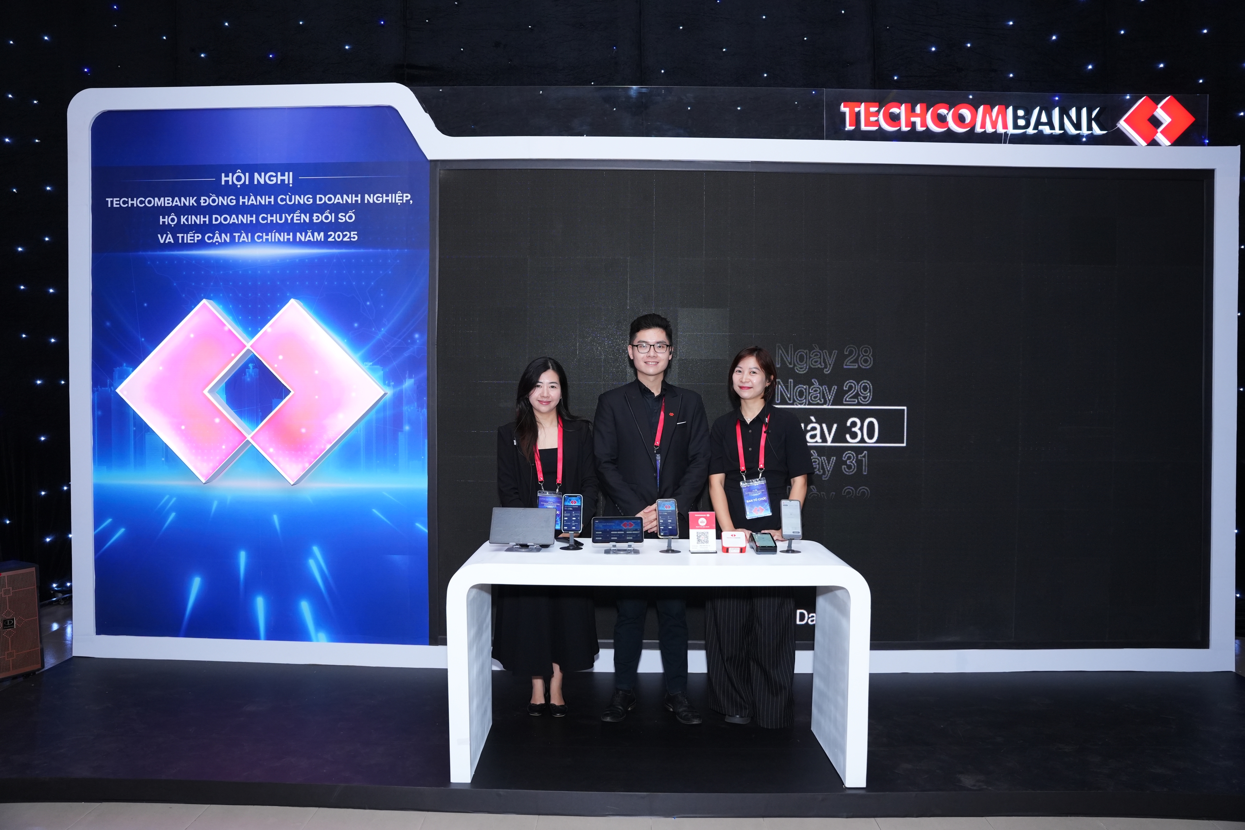 Techcombank mở rộng tiếp cận t&agrave;i ch&iacute;nh cho doanh nghiệp nhỏ v&agrave; hộ kinh doanh - Ảnh 3.
