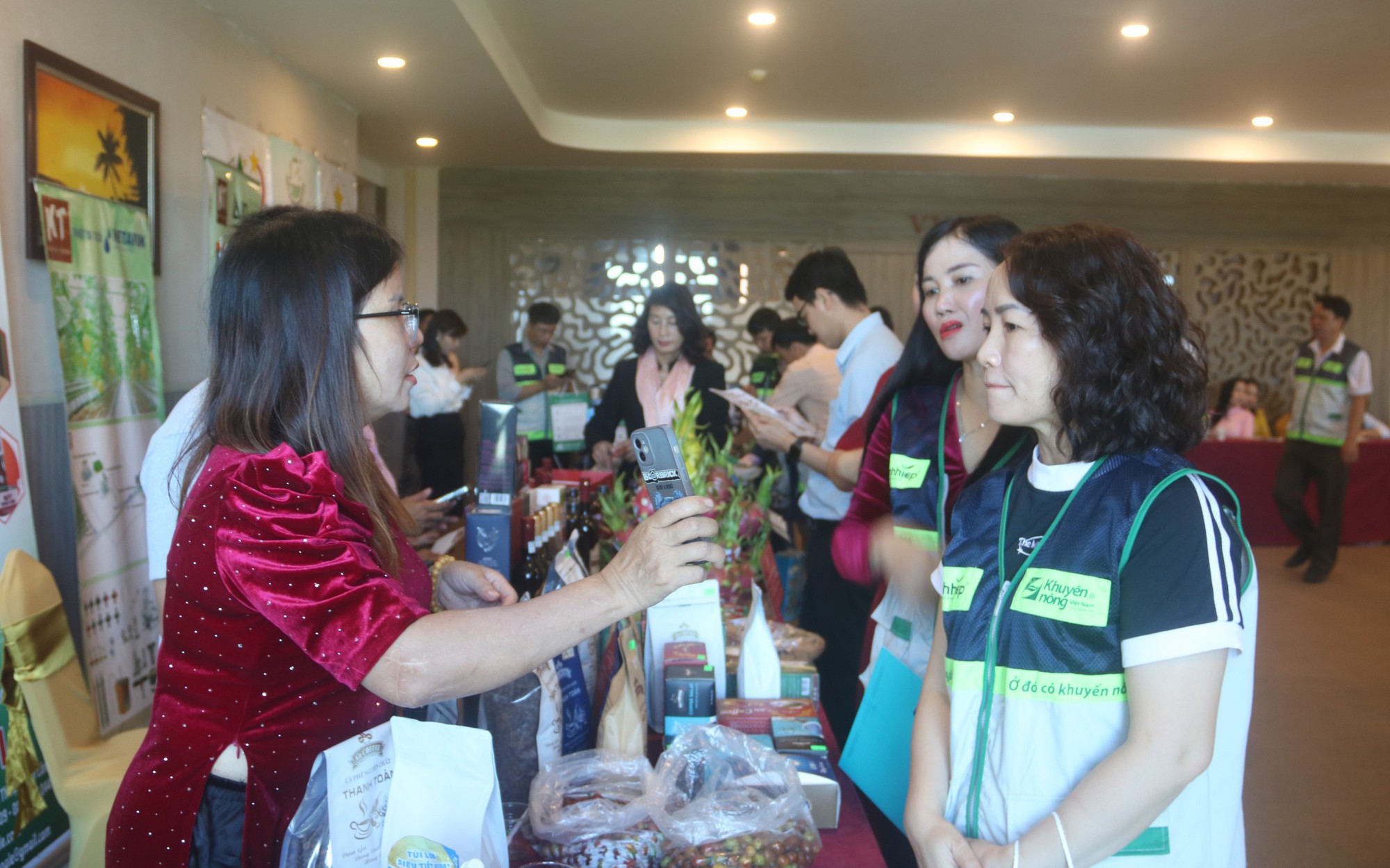 Kiện toàn hệ thống khuyến nông, tăng sức bật cho nông nghiệp cơ sở