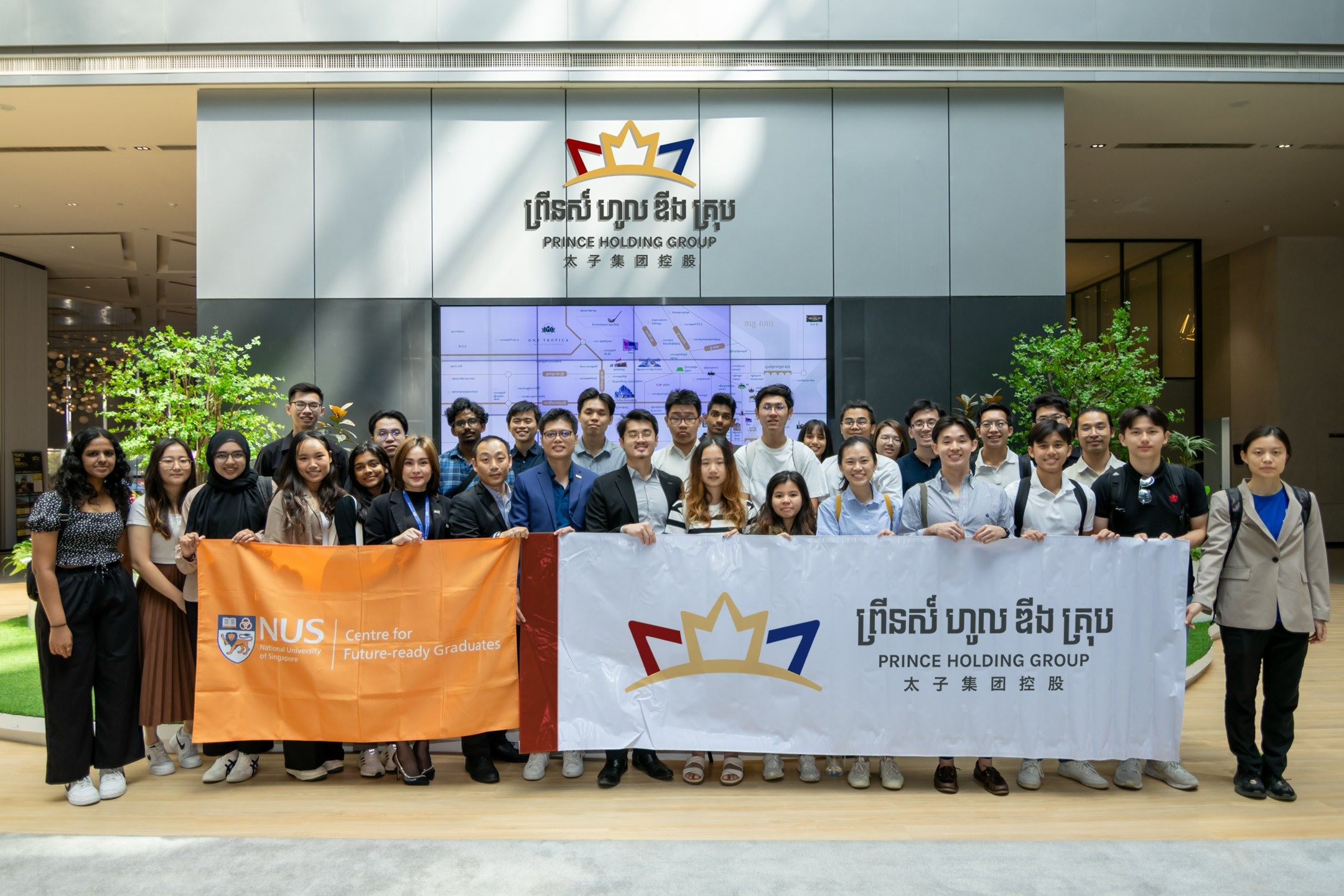 Sóng ngầm phản ứng từ Singapore và Malaysia, Prince Group bị cô lập - Ảnh 2.