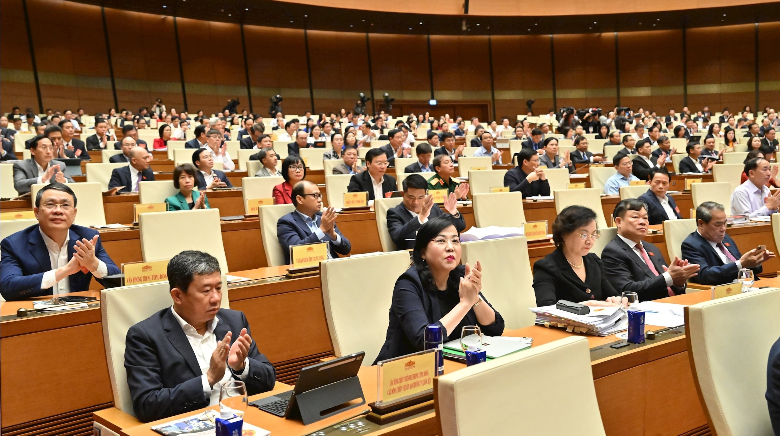 Tổng Bí thư Tô Lâm nhấn mạnh tầm quan trọng cuộc bầu cử ĐBQH khóa XVI và HĐND các cấp - Ảnh 4.