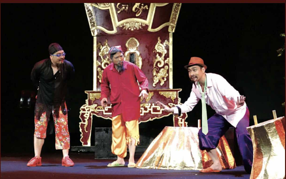 Đạo diễn Lê Quý Dương đưa "Các cụ gánh còng lưng" khai mạc Festival Sân khấu Thử nghiệm