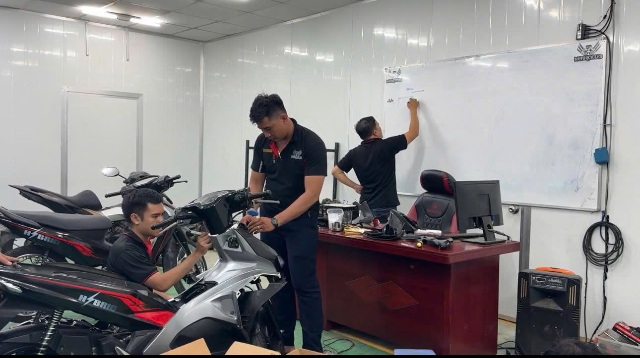 Ho&aacute;n cải xe xăng: C&acirc;n nhắc hiệu quả, an to&agrave;n - Ảnh 1.