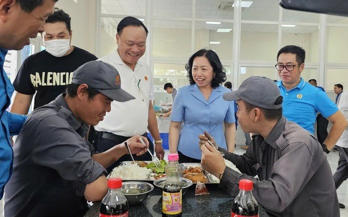 Th&ecirc;m động lực l&agrave;m việc - Ảnh 2.