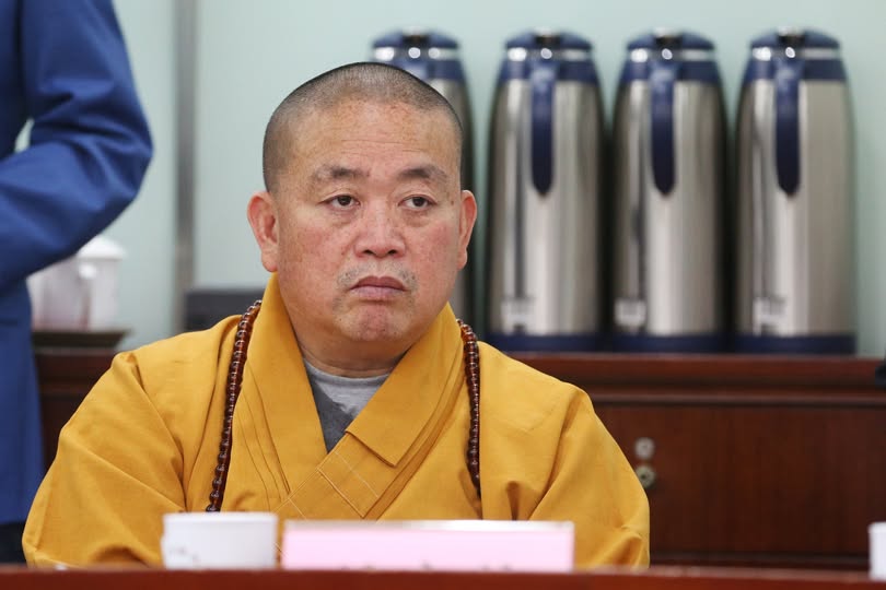 Trung Quốc bắt cựu trụ tr&igrave; Thiếu L&acirc;m Tự - Ảnh 1.