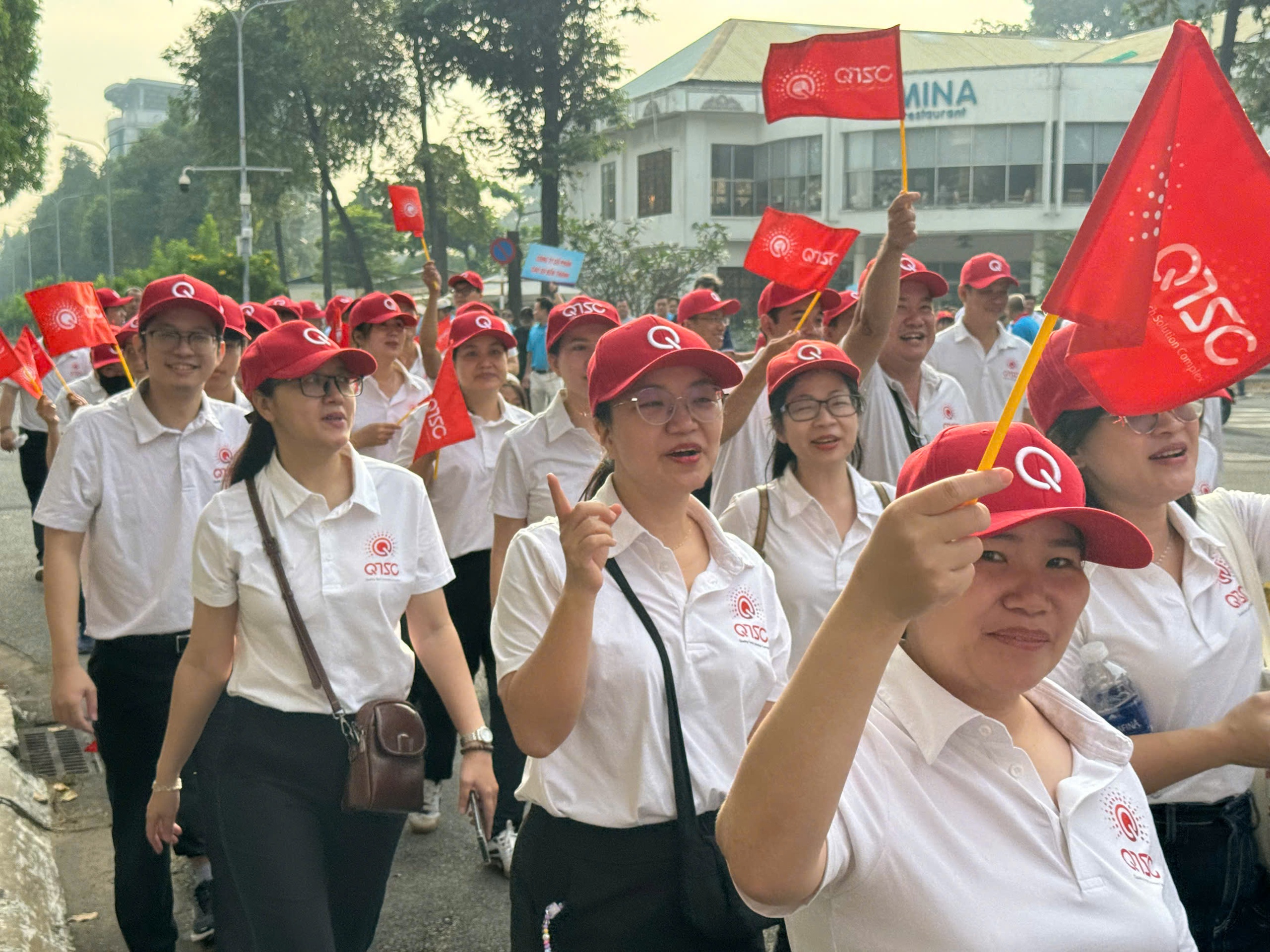 Tổng Công ty Công nghiệp Sài Gòn đi bộ đồng hành vì an sinh xã hội - Ảnh 4.
