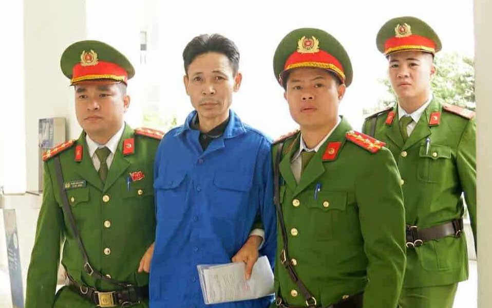 Hoãn tòa xử bị cáo tưới xăng vào quán cà phê phóng hoả làm 11 người tử vong