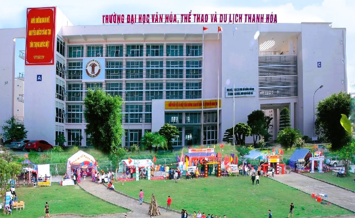 Thanh H&oacute;a sắp xếp lại c&aacute;c trường đại học, cao đẳng tr&ecirc;n địa b&agrave;n - Ảnh 1.