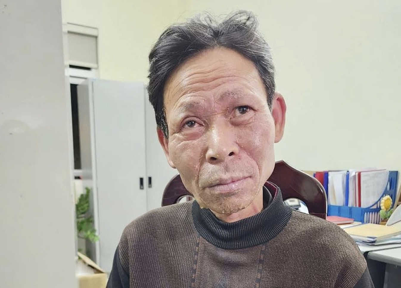 Cao Văn H&ugrave;ng bị X&eacute;t xử v&igrave; đốt qu&aacute;n c&agrave; ph&ecirc; l&agrave;m 11 người tử vong - Ảnh 1.