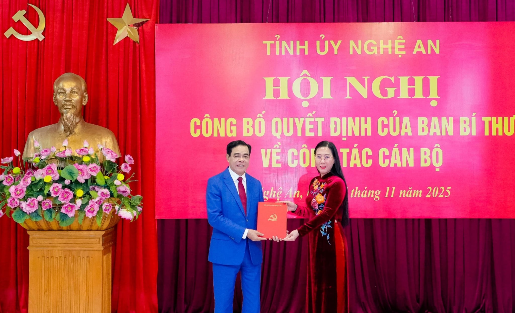 Chủ tịch UBND tỉnh H&agrave; Tĩnh được điều động giữ chức Ph&oacute; B&iacute; thư Tỉnh ủy Nghệ An - Ảnh 1.