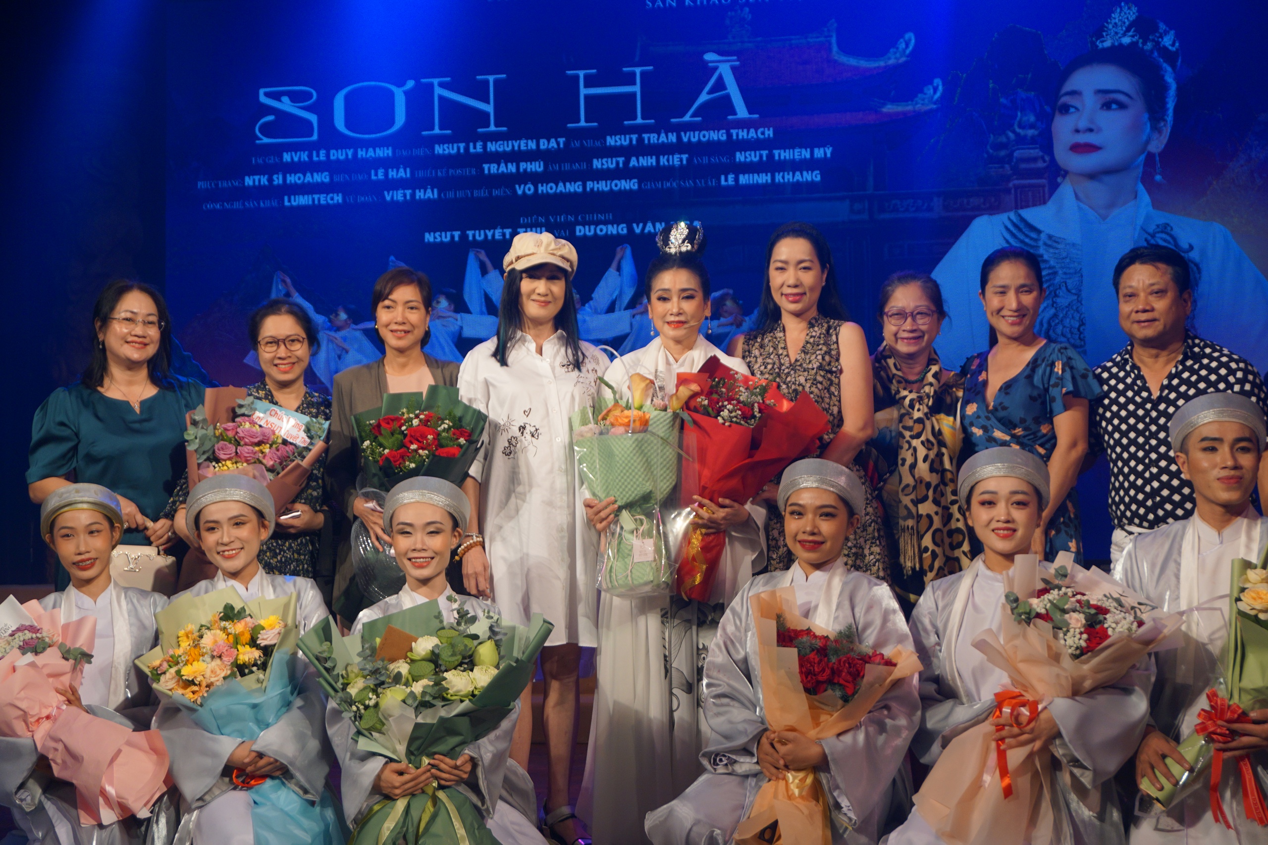 H&oacute;a th&acirc;n bản lĩnh v&agrave;o nh&acirc;n vật Dương V&acirc;n Nga &ndash; Tuyết Thu thăng hoa đầy cảm x&uacute;c - Ảnh 1.