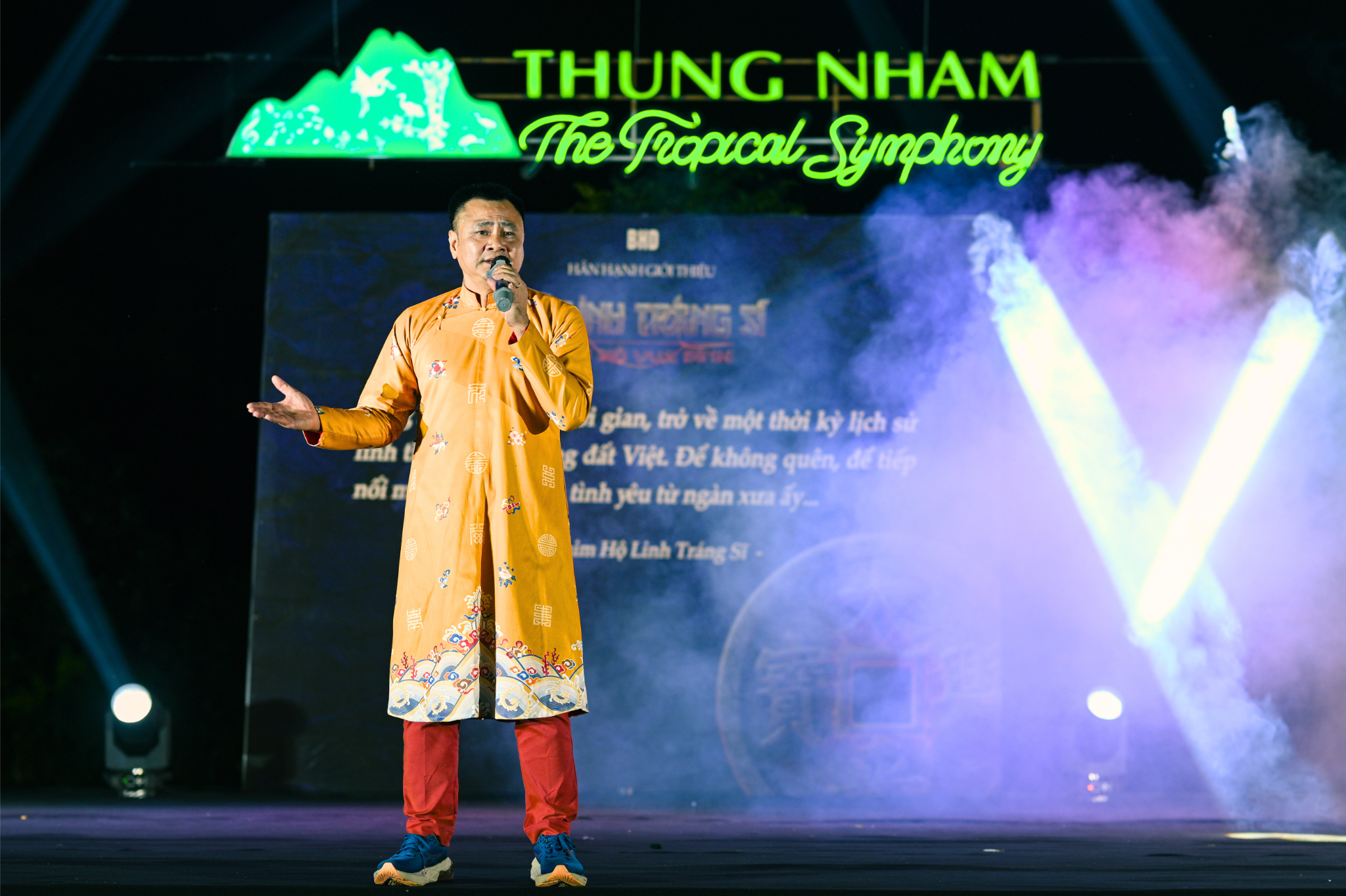 NSND Tự Long hát "Tình đất" cảm ơn Ninh Bình - Ảnh 10.