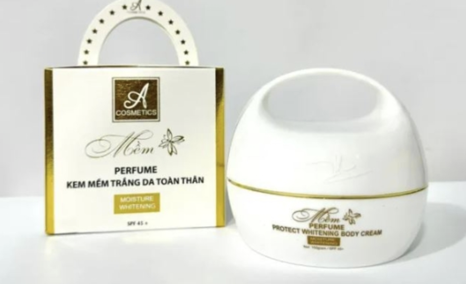 Thu hồi l&ocirc; kem chống nắng ghi SPF 45+ nhưng kiểm nghiệm chỉ đạt 2 - Ảnh 1.
