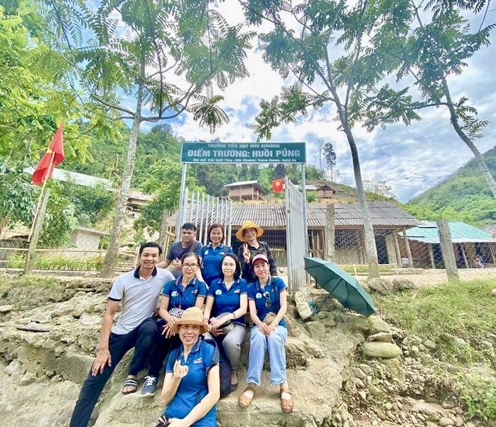 Lan tỏa t&igrave;nh người - T&ocirc;n vinh người &ldquo;gieo chữ&rdquo; v&agrave; &ldquo;gieo y&ecirc;u thương&rdquo; - Ảnh 6.