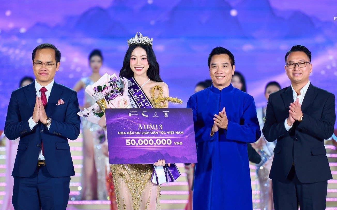 Tiếc cho "nàng thơ xứ Thanh"