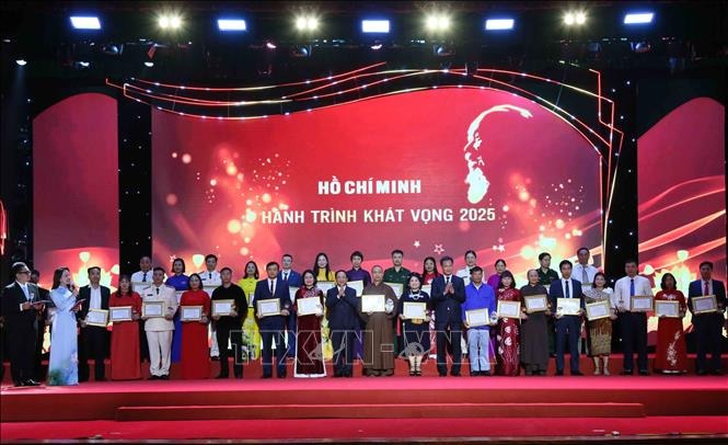 Giao lưu học tập và làm theo phong cách Hồ Chí Minh tại Hưng Yên năm 2025 - Ảnh 1.