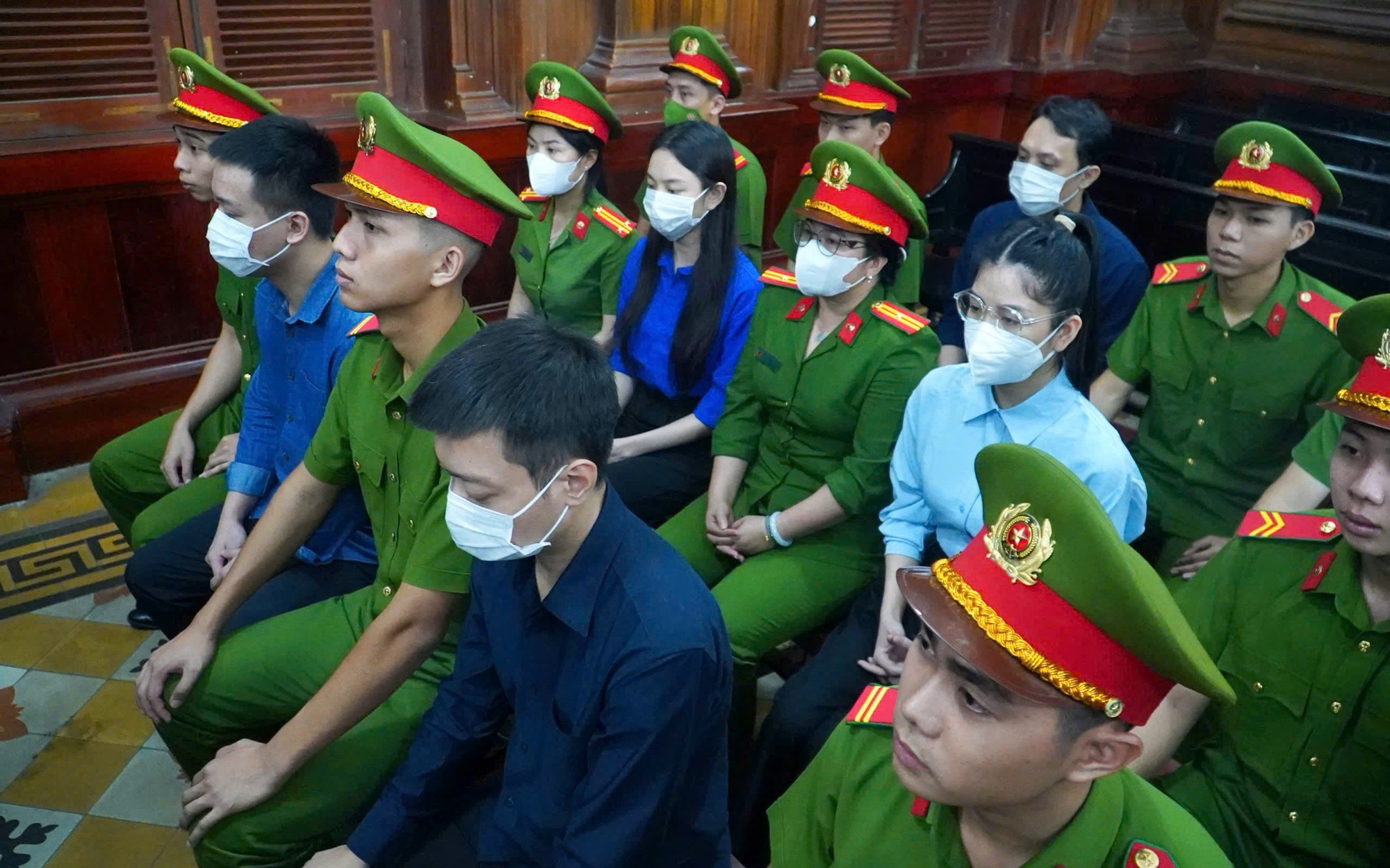 Thùy Tiên, Quang Linh, Hằng Du Mục phải trả giá đắt