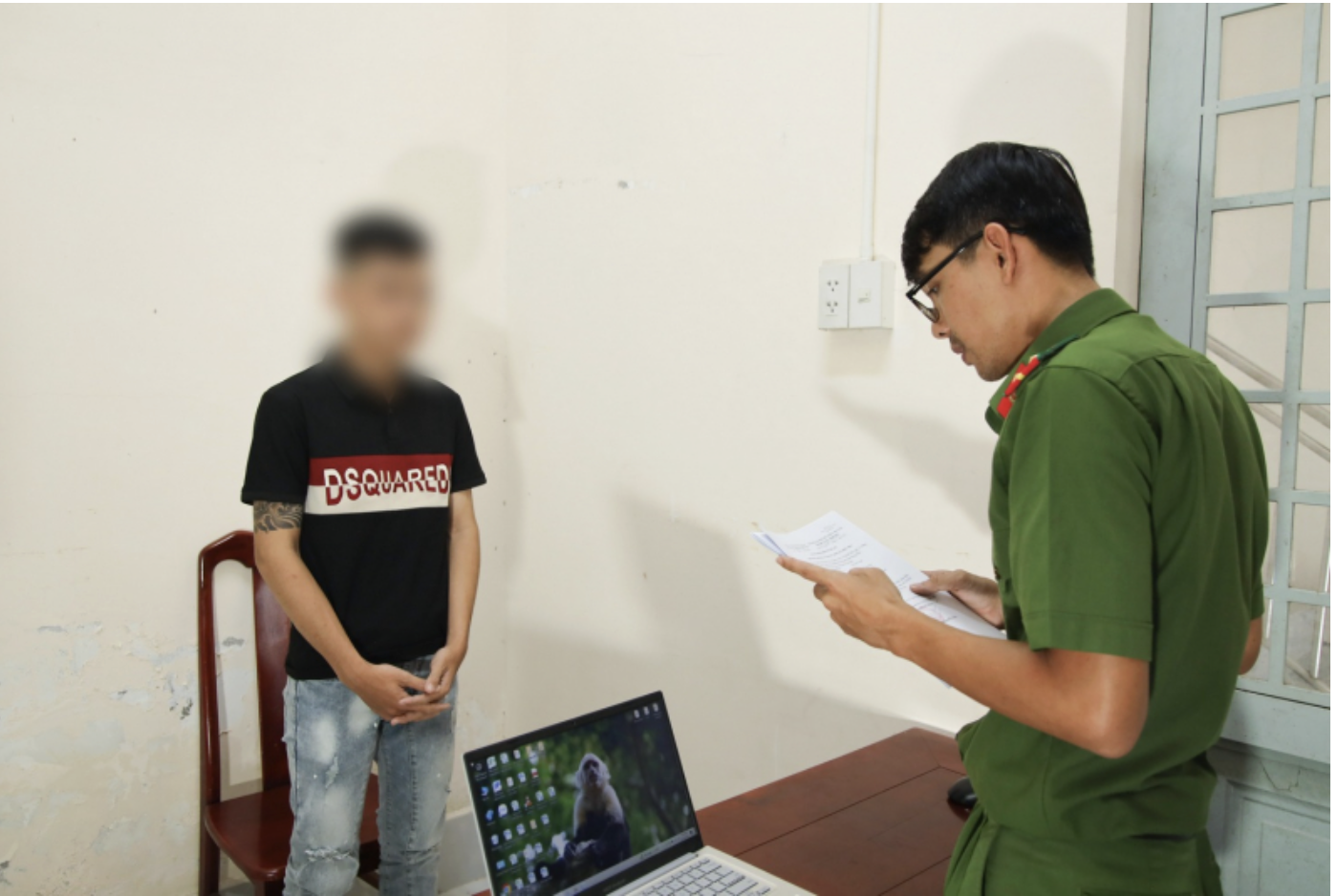Cần Thơ: Nhờ xóa ảnh nhạy cảm dẫn đến vụ cướp, cô gái làm nhiều thanh thiếu niên bị bắt - Ảnh 1.