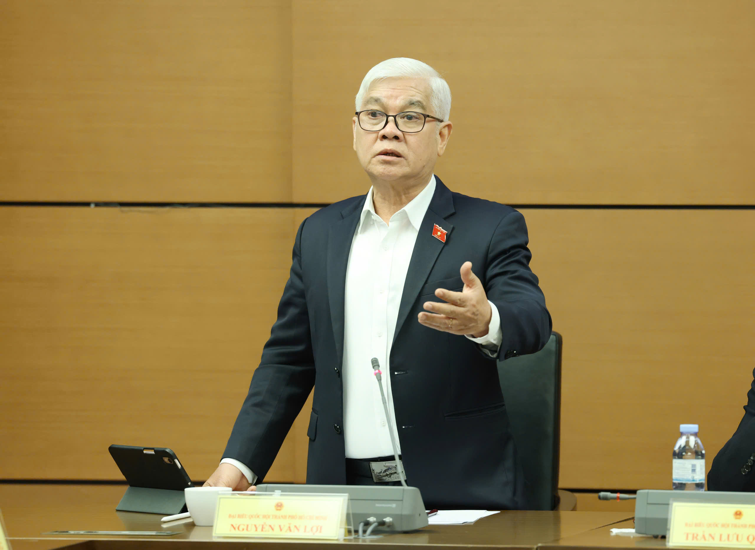 Đề nghị giảm tiền chuyển quyền sử dụng đất vườn sang đất ở cho người dân - Ảnh 1.