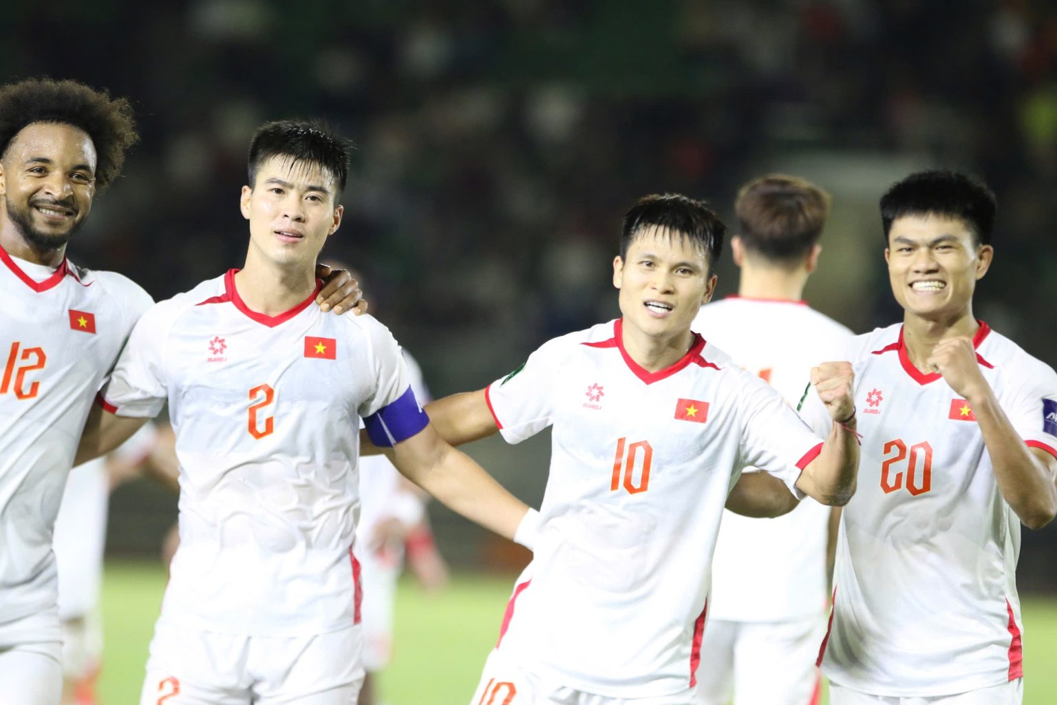 HLV Kim sang-sik nói gì sau trận thắng nhọc tuyển Lào? - Ảnh 3.