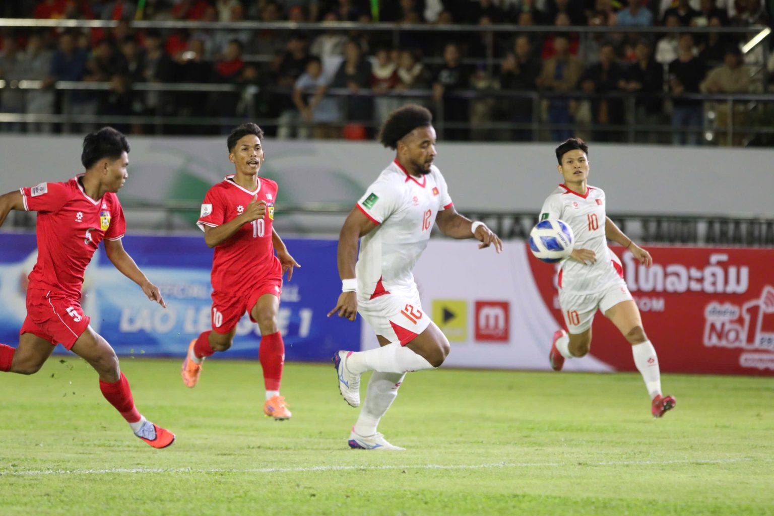 HLV Kim sang-sik nói gì sau trận thắng nhọc tuyển Lào? - Ảnh 2.
