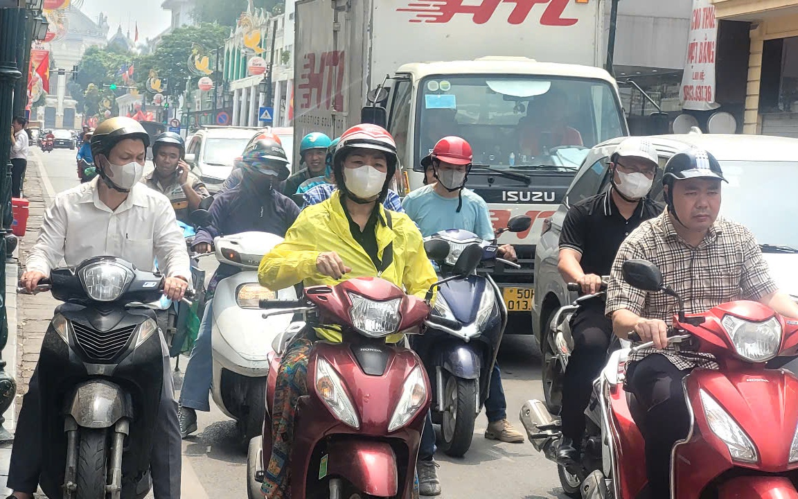Đến 2030, 100% xe ô tô, xe máy phải được kiểm soát khí thải
