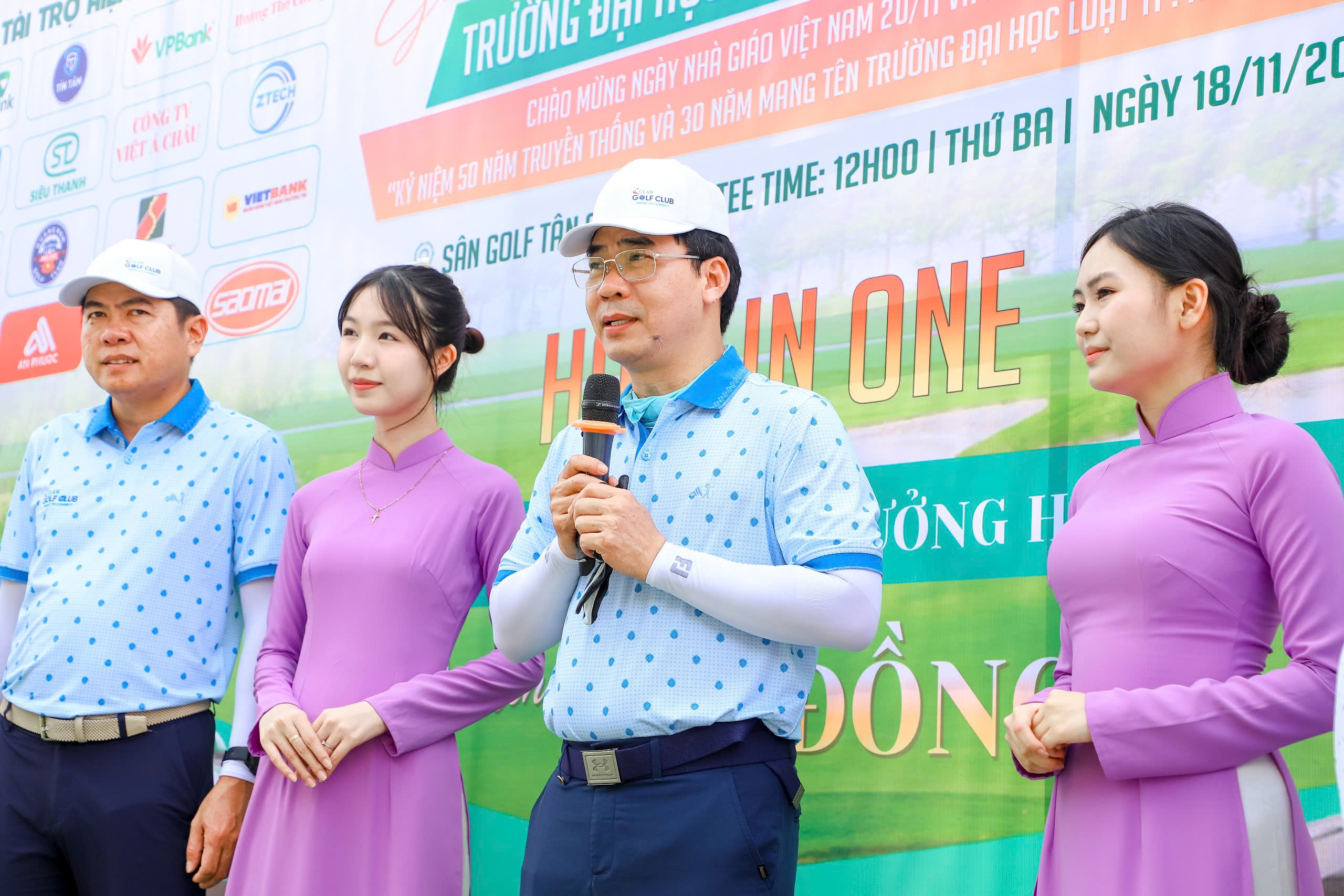 Hơn 220 golfer tham gia giải đấu ch&agrave;o mừng Ng&agrave;y Nh&agrave; gi&aacute;o Việt Nam - Ảnh 3.