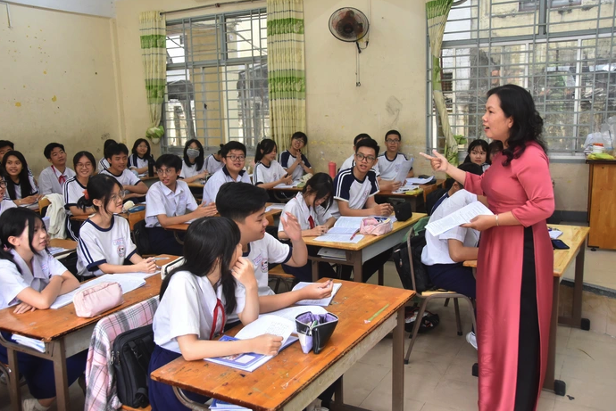Tất cả nhà giáo đều được hưởng "hệ số lương đặc thù" - Ảnh 1.