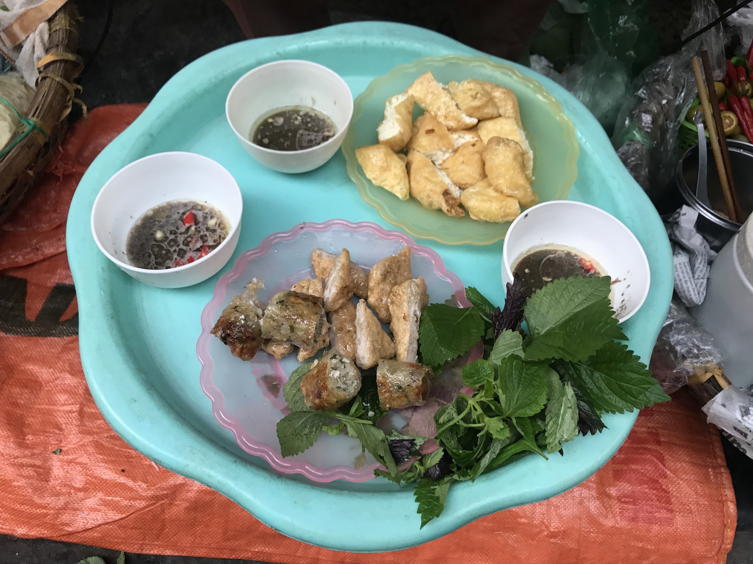 Chuyện ăn qu&agrave; của người H&agrave; Nội - Ảnh 2.