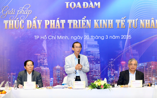 Thu hẹp khoảng cách giữa nghị quyết và thực tiễn