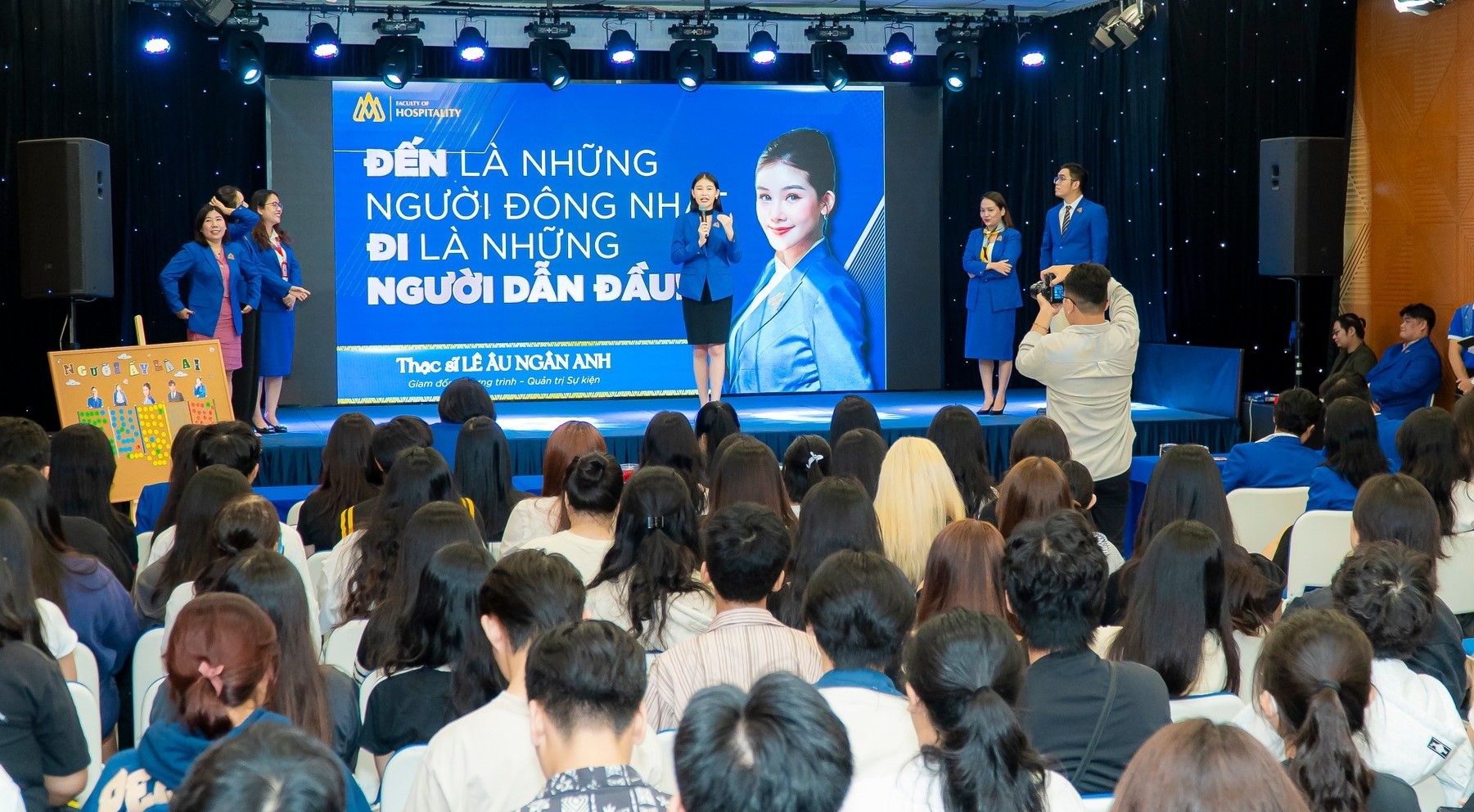 Khi hoa hậu l&agrave;m giảng vi&ecirc;n, tiết học sẽ như thế n&agrave;o? - Ảnh 6.