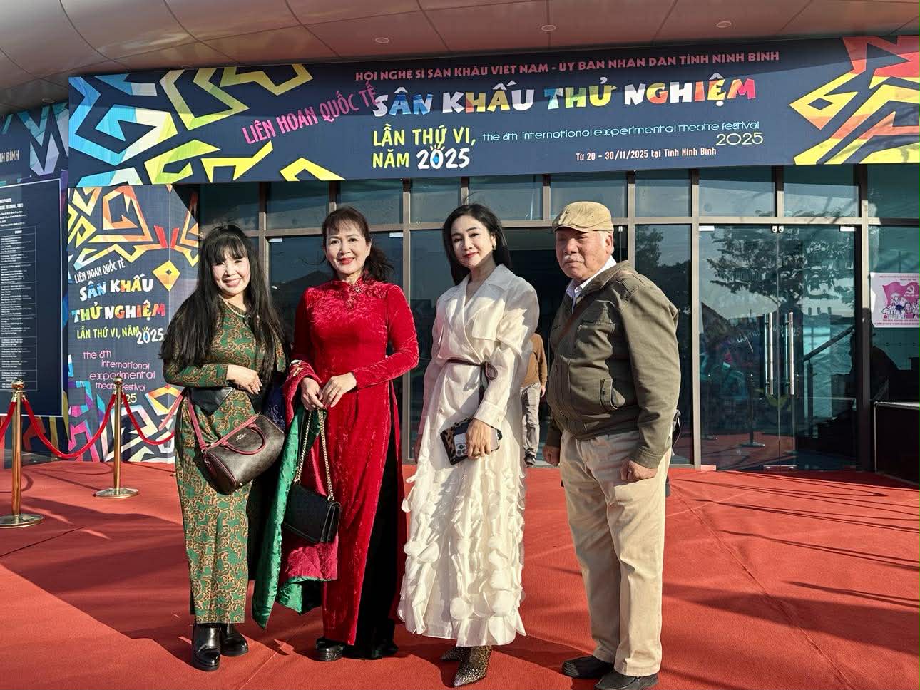 Lễ diễu h&agrave;nh nghệ thuật đường phố Ninh B&igrave;nh - dấu ấn đẹp tại Festival s&acirc;n khấu thử nghiệm - Ảnh 3.